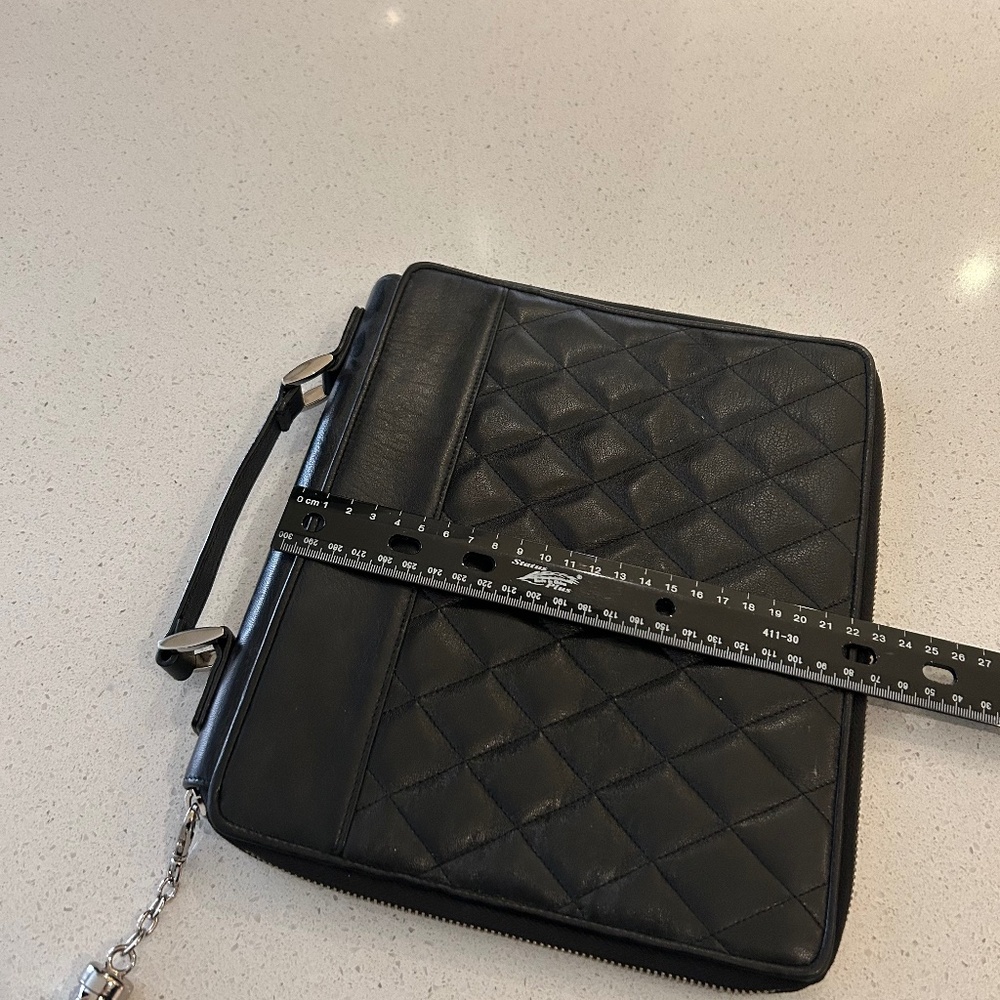 Danier Leather Tablet Case – Gently Used!